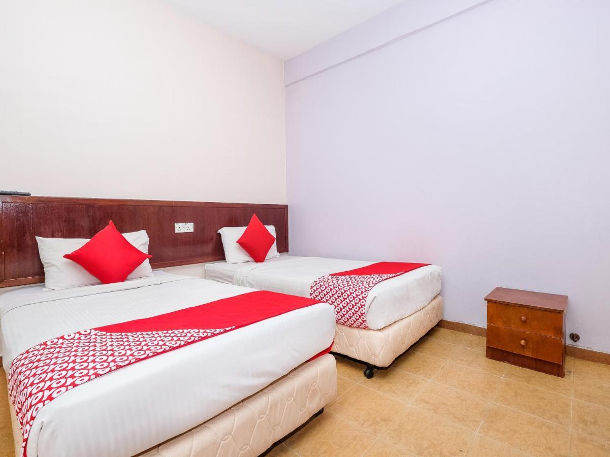 Oyo 984 Kings Hotel Kuantan Exterior foto